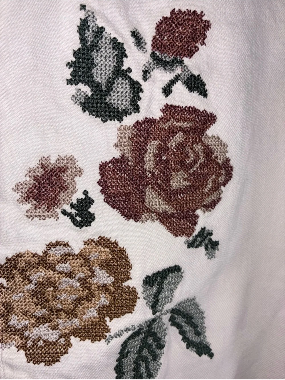 Free People We the Free Willow Cross Stitch Embroidered Jeans size 28